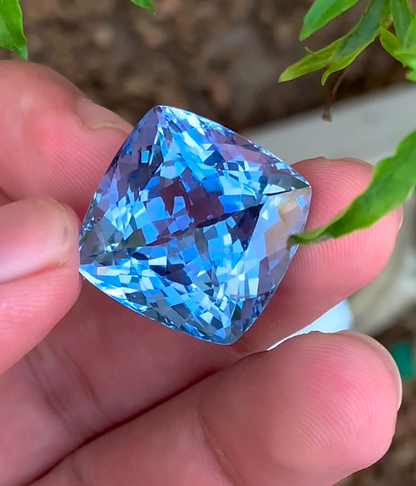 Presenting Santa Maria Color Aquamarine 50 Carats Piece