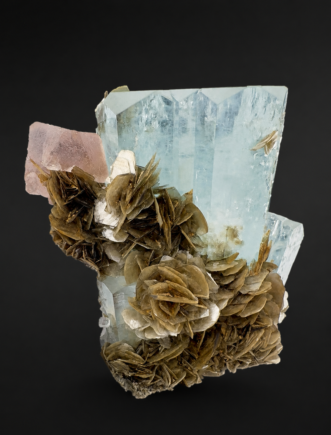 Aquamarine with Pink Fluorite and Mica Specimen from Pakistan, Collector Crystal, 301 gram
