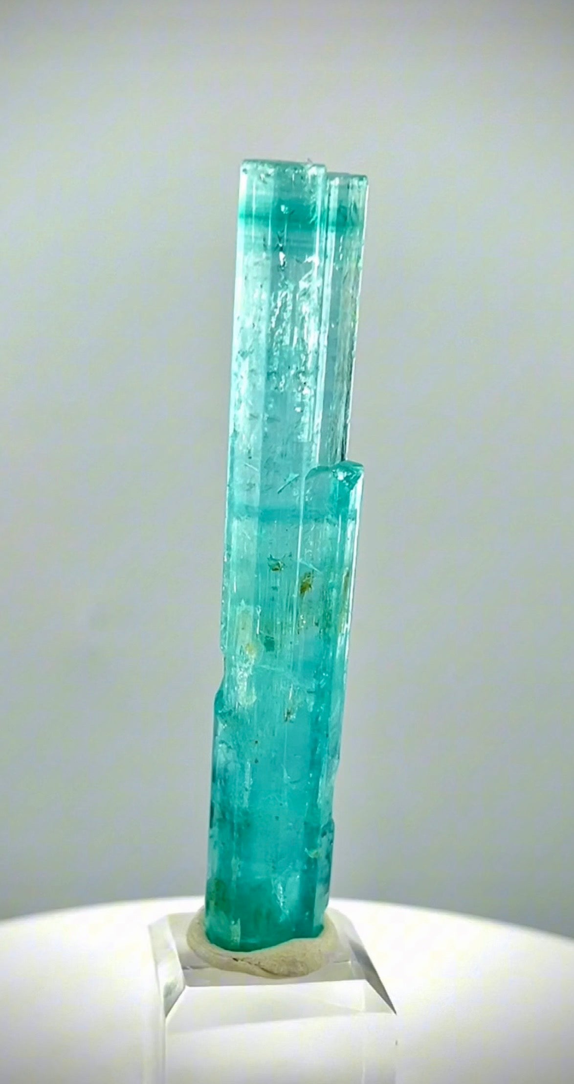 Emerald Crystal from Nigeria, 24 gram