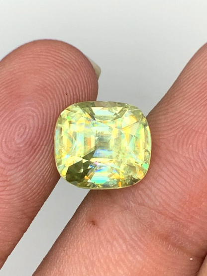 Cusshion Cut Full Fire Yellow Sphene Gemstone, Great Dispersion Sphene Gemstone, Loose Gemstone - 5.70 CT