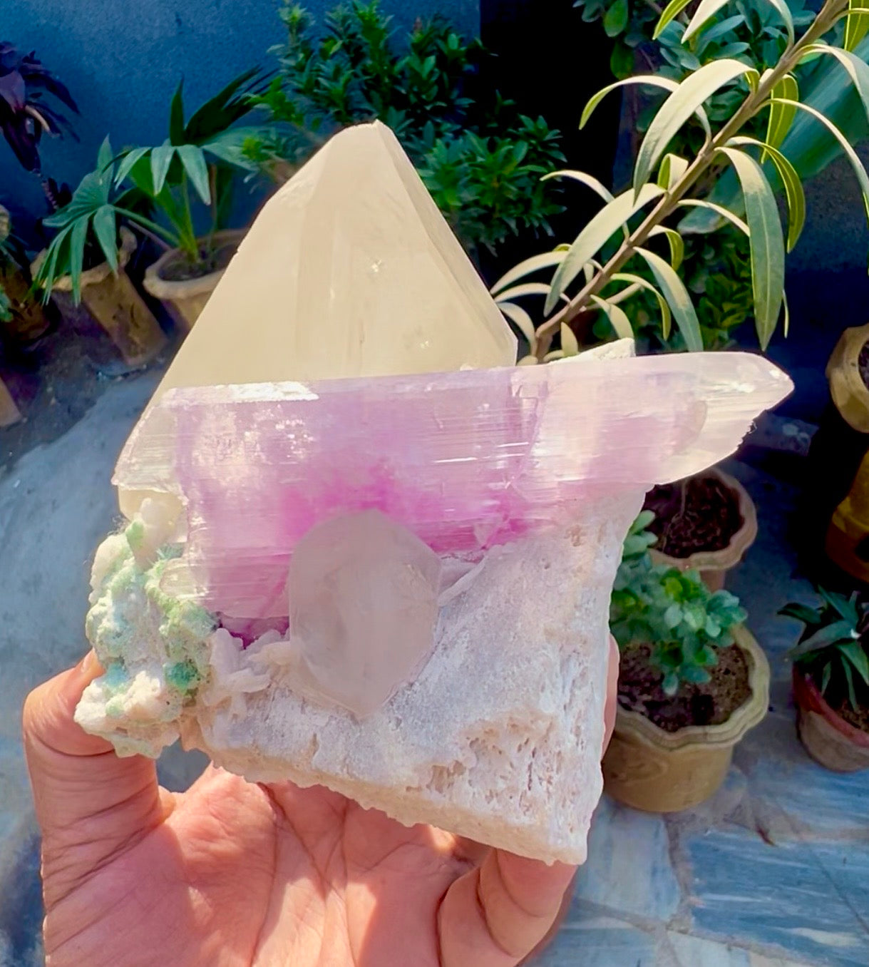 Kunzite with Quartz on matrix from Afghanistan, 740 gram