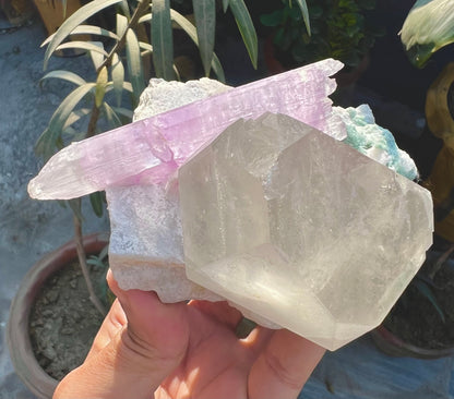 Kunzite with Quartz on matrix from Afghanistan, 740 gram