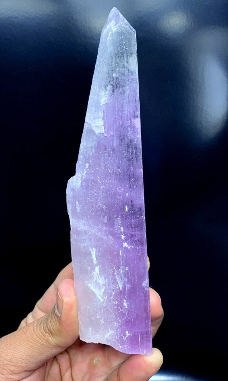 V Shape Terminated Bicolor Kunzite Crystal, Raw Mineral, Crystal Specimen, Kunzite Gemstone, Kunzite Crystal from Afghanistan - 363 gram