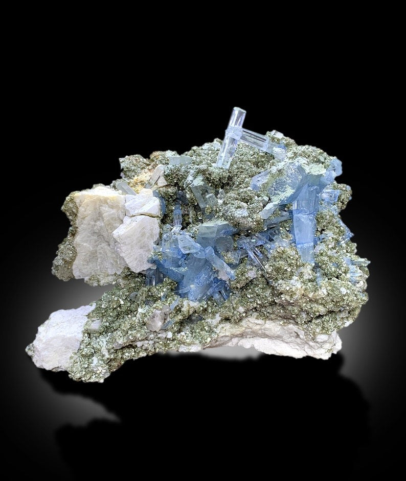 Aquamarine Crystals with Muscovite Mica, Aquamarine Specimen, Aquamarine Cluster, Crystals Cluster, Aquamarine Rough, 402 g