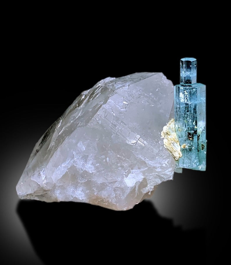 Stepwise Terminated Blue Aquamarine Crystal on Quartz Mineral Specimen From Shigar Valley Skardu Pakistan - 506 gram