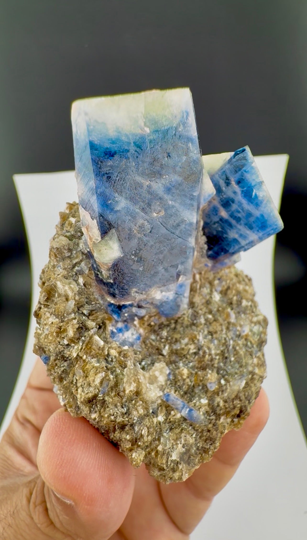 Sapphire Crystals on Matrix from Badakhshan Afghanistan – Fluorescent Collector Mineral Specimen , 210 gram