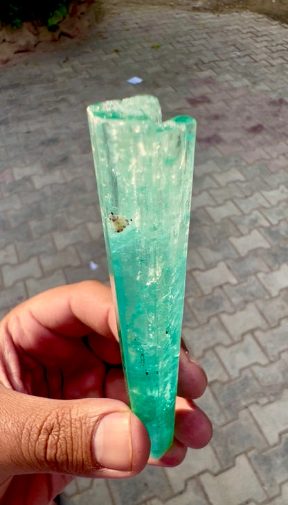Vanadium Beryl , Nigerian Emerald, 58 gram