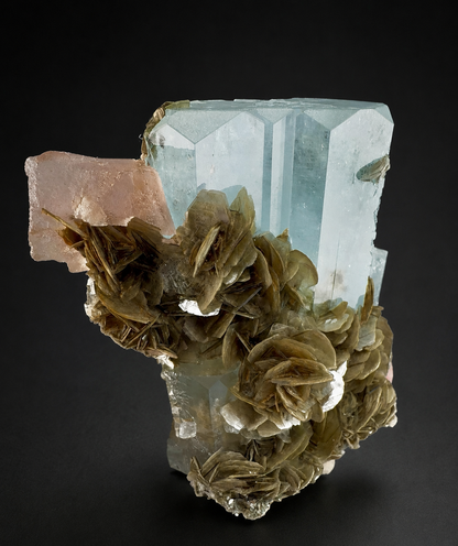 Aquamarine with Pink Fluorite and Mica Specimen from Pakistan, Collector Crystal, 301 gram