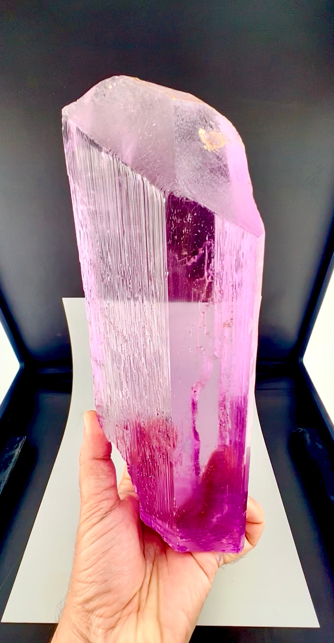 Facet Grade Kunzite Crystal , 2293 gram