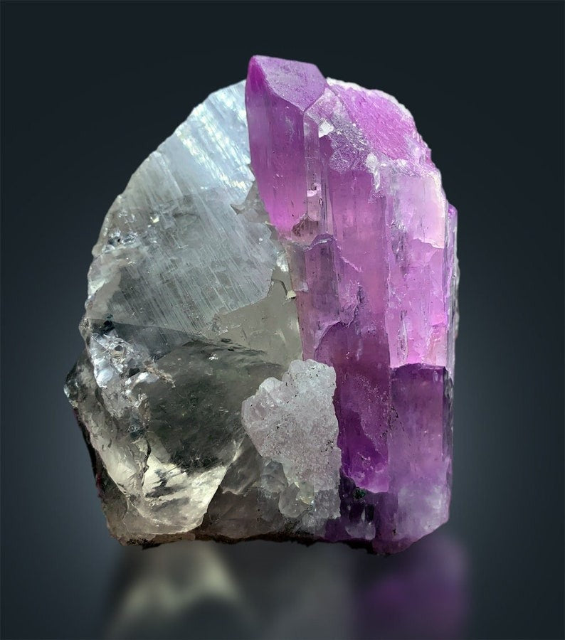 Pink Kunzite Crystal on Quartz, Natural Kunzite, Kunzite Stone, Aesthetic Mineral, Fine Mineral, Kunzite Specimen From Afghanistan 1469 g