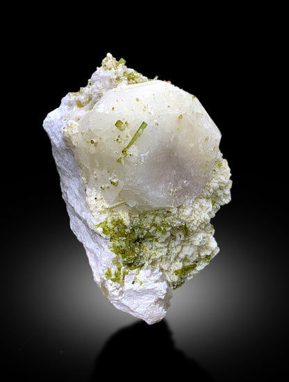 Natural Green Color Tourmaline Crystals with Pollucite, Raw Mineral, Tourmaline Specimen from Chapu Mine Skardu Pakistan - 628 gram