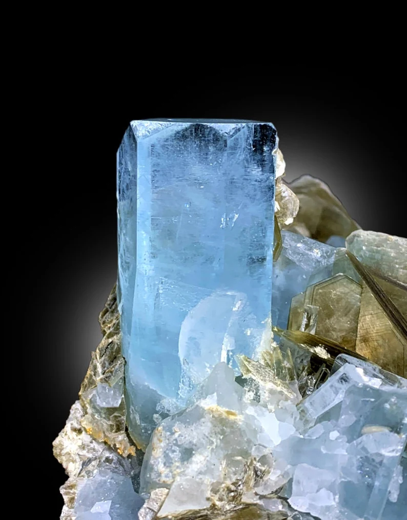 Aquamarine Cluster, Aquamarine Crystals with Mica, Aquamarine Specimen, Muscovite Mica, Crystal Cluster, Mineral Specimen, 830 gram