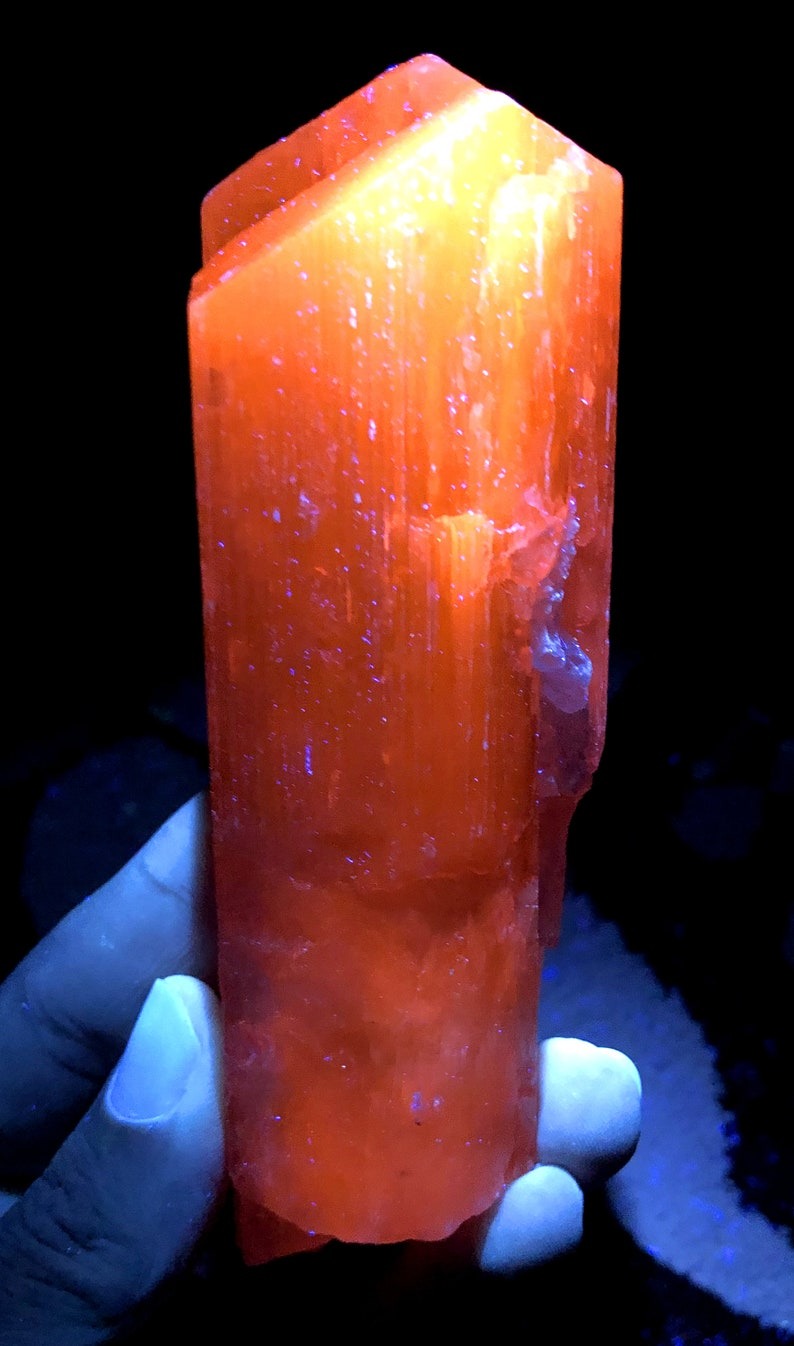 Fluorescent Pink Kunzite Crystal, Double Terminated Kunzite, Raw Mineral, Crystal Specimen, Kunzite from Afghanistan - 320 gram