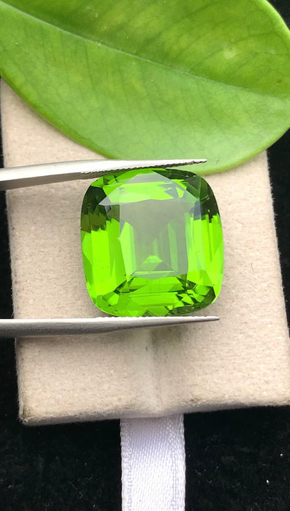 Natural Green Peridot 20.80 Ct Cushion Cut – Pakistan Peridot Gemstone