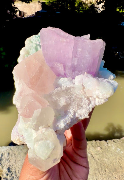 Kunzite with Morganite and Quartz on matrix, 620 gram