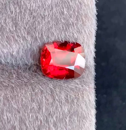 Burmese Red Spinel Gemstone, 2.05 carats