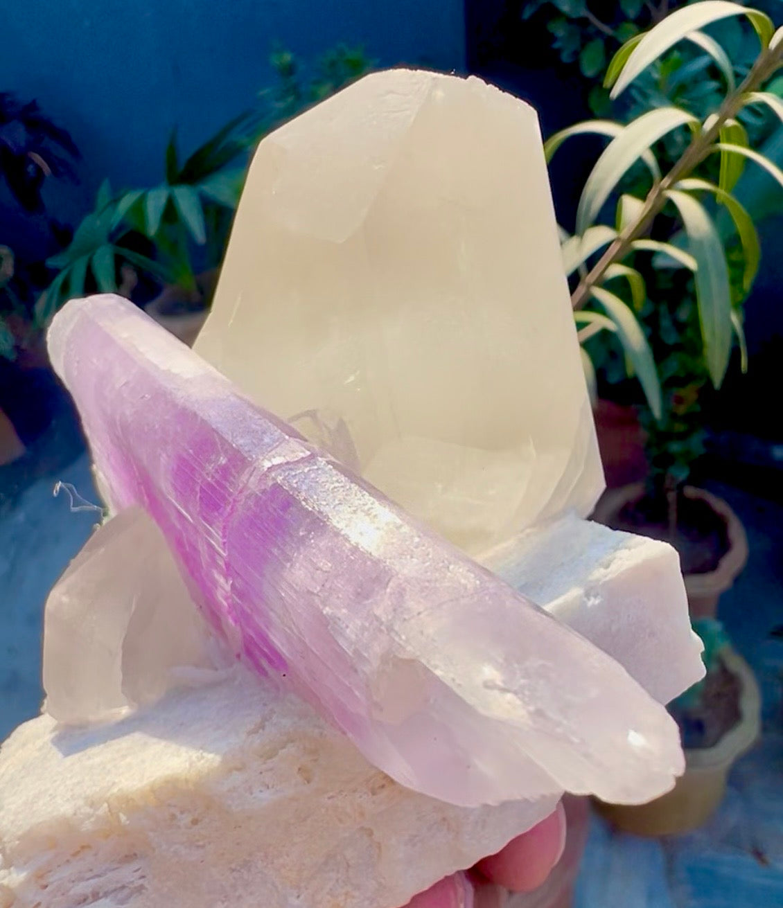 Kunzite with Quartz on matrix from Afghanistan, 740 gram