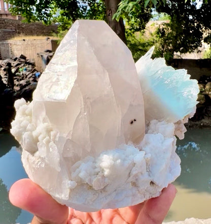 AquaMorganite crystal with Quartz and Albite from Pakistan, 1465 grams