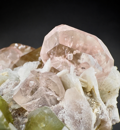 Morganite, Green Apatite, Smoky Quartz ans Clevelandite Albite Combo Specimen from Afghanistan, 266 gram