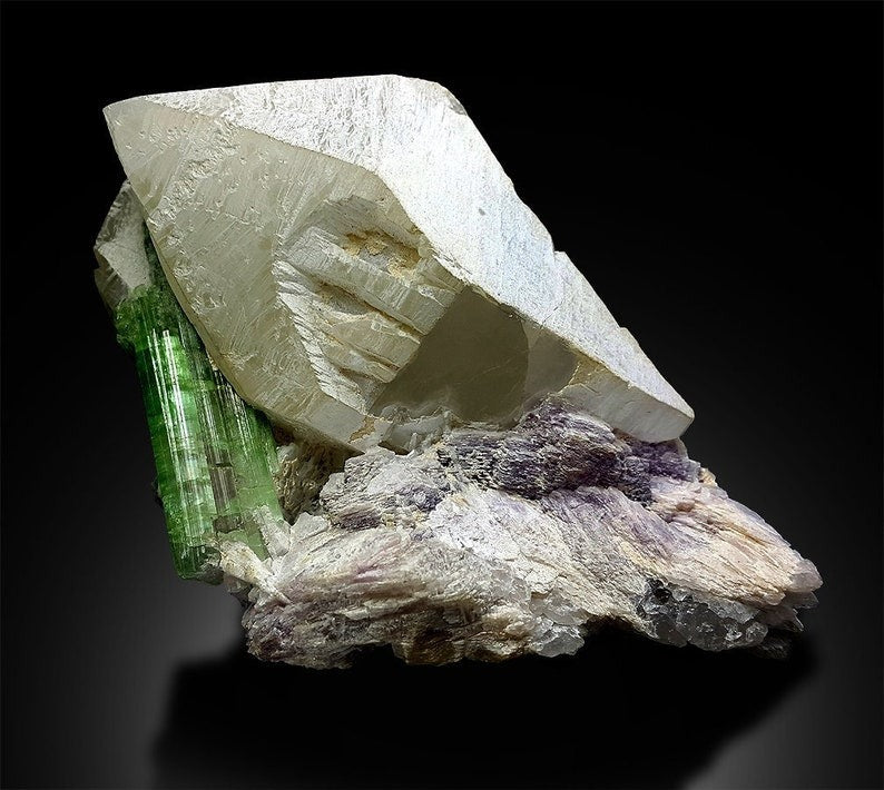Top Grade Tourmaline Specimen, Tourmaline with Quartz, Tourmaline Crystal With Lepidolite, Mineral Specimen, 382 g, 69*69*71 mm