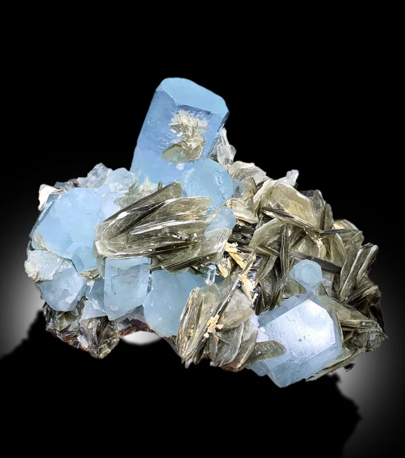 Aquamarine Cluster, Aquamarine Crystals with Mica, Aquamarine Specimen, Muscovite Mica, Crystal Cluster, Mineral Specimen, 830 gram