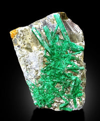 Natural Green Color Emerald Crystals on Matrix, Emerald Specimen, Emerald Cluster, Raw Mineral, Lustrous Emerald - 1500 gram