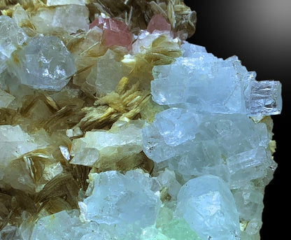 Aquamarine Crystals Cluster with Pink Apatite, Natural Aquamarine, Green FLuorite, Aquamarine Specimen, Raw Aquamarine, Raw Gemstone, 996 g