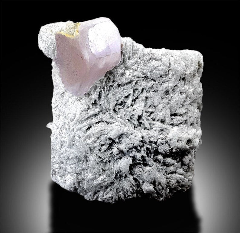 Natural Morganite Specimen, Pink Morganite, Raw Morganite, Morganite Crystal from Afghanistan, Morganite Stone, 392 g, 99*90 mm