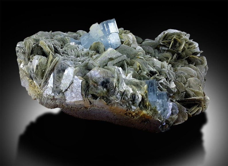 Aquamarine Specimen with Muscovite Mica, Natural Aquamarine, Blue Aquamarine, Aquamarine Specimen From Gilgit Pakistan 1467 Gram