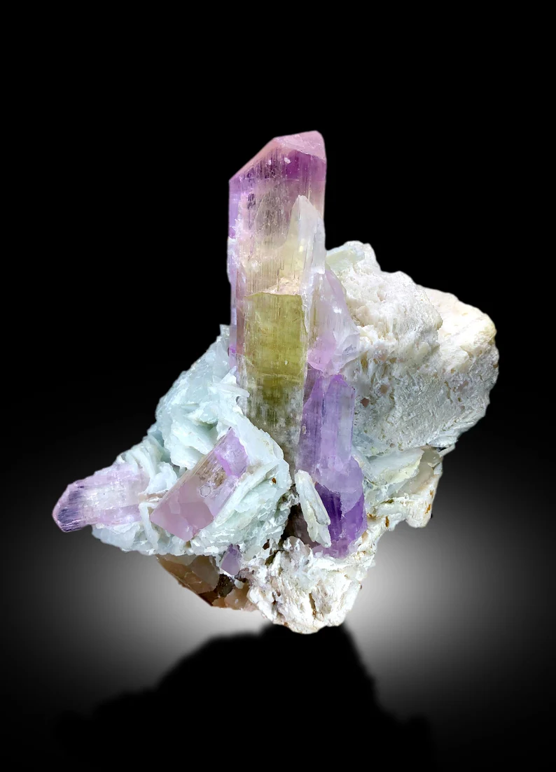 V Shape Terminated Pink Color Kunzite with Cleavelandite Albite and Quartz, Kunzite Crystals, Kunzite Specimen from Afghanistan - 1280 gram