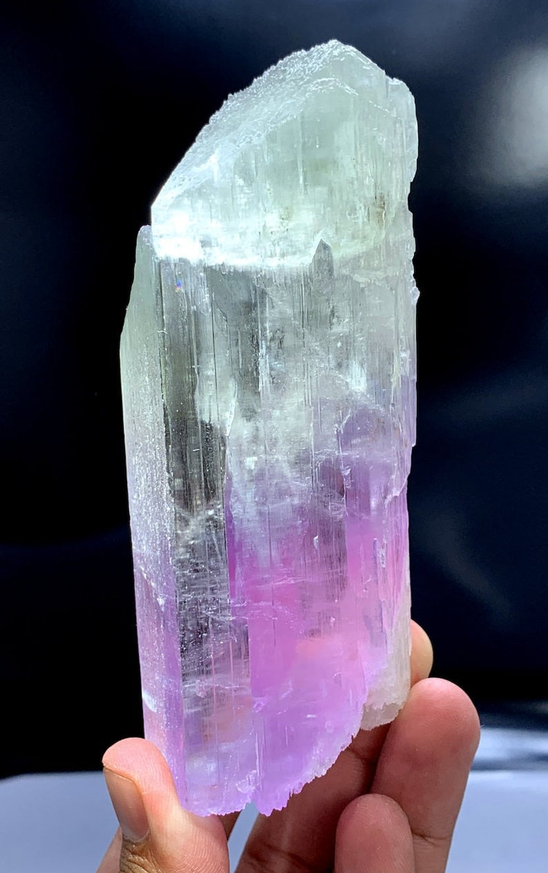 Bicolor Kunzite Crystal, Natural Kunzite, Kunzite stone, Pink Kunzite, Kunzite for sale, Raw Kunzite, Mineral Specimen, Healing Stone, 449 g