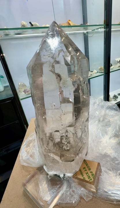 Museum Grade Clear Quartz from Tormik Pakistan, 6915 gram