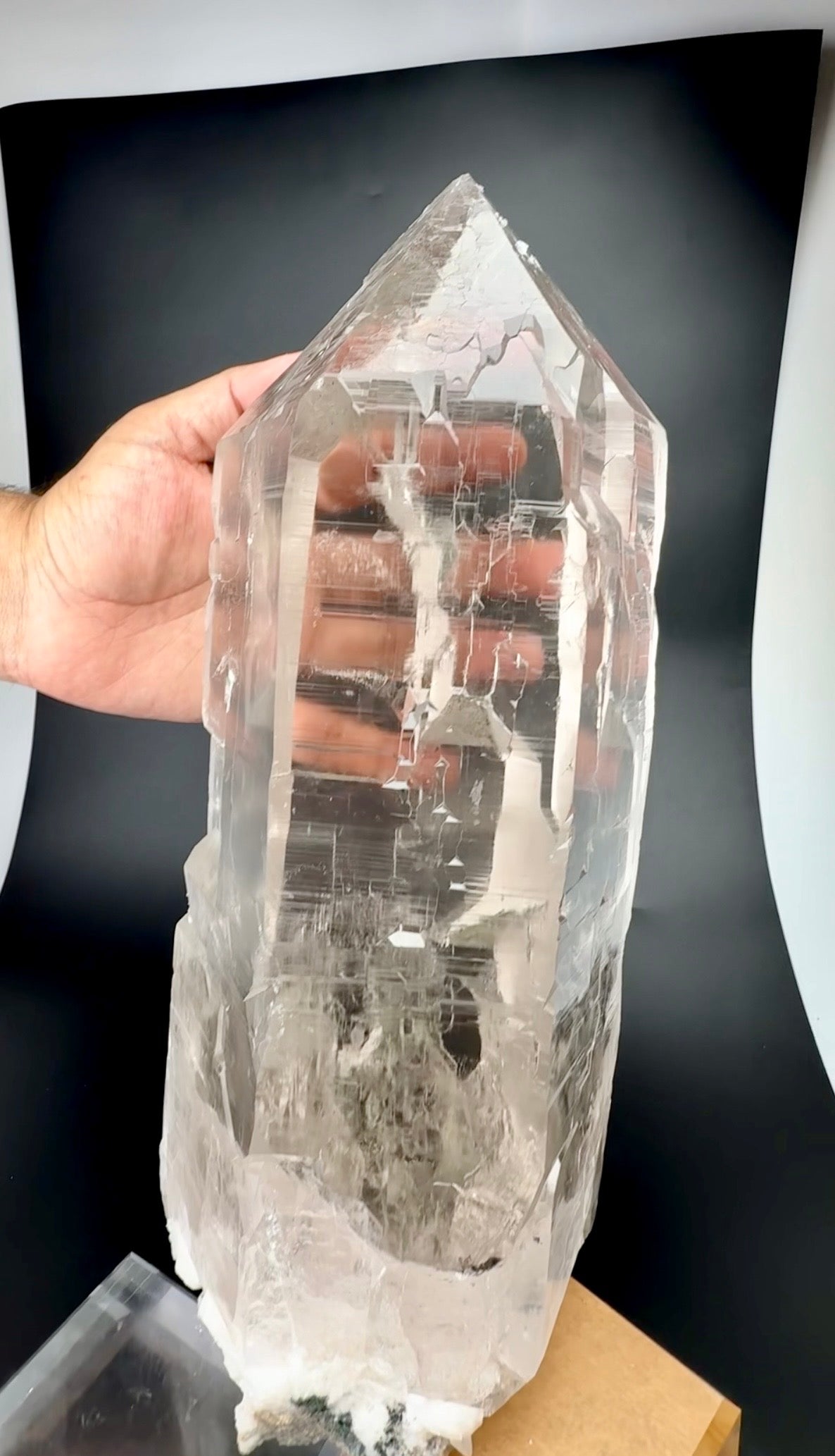 Museum Grade Clear Quartz from Tormik Pakistan, 6915 gram