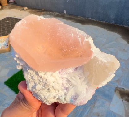 Morganite with Lepidolite, Quartz and Cleavlandite albite specimen from Afghanistan, 406 gram