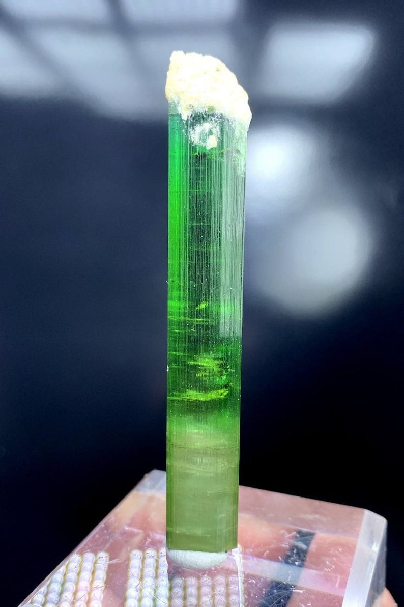 Natural Green Color Tourmaline Crystal, Raw Tourmaline, Terminated Crystal, Tourmaline Gemstone, Tourmaline from Paproke Afghanistan - 20 g