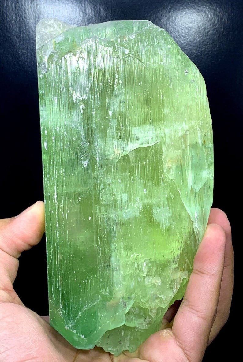 Bicolor Kunzite Crystal, Green Kunzite var Hiddenite Crystal, Natural Hiddenite Kunzite Specimen, Raw Kunzite From Afghanistan - 1518 gram