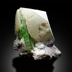 Top Grade Tourmaline Specimen, Tourmaline with Quartz, Tourmaline Crystal With Lepidolite, Mineral Specimen, 382 g, 69*69*71 mm