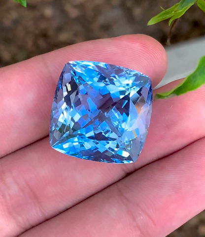 Presenting Santa Maria Color Aquamarine 50 Carats Piece