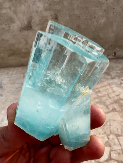 Aquamarine crystal from Pakistan, 166 gram