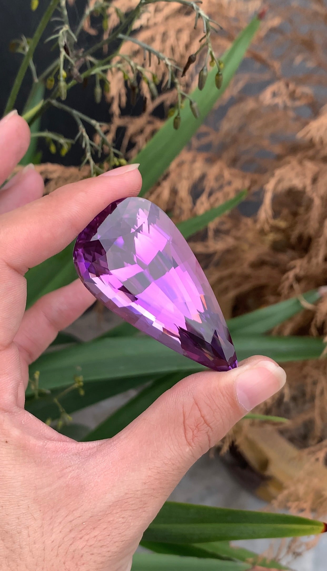 Natural Deep Pink Kunzite Gemstone – 300 Ct Afghan Pear Cut Kunzite – Massive Collector Gem , Museum Size Stone
