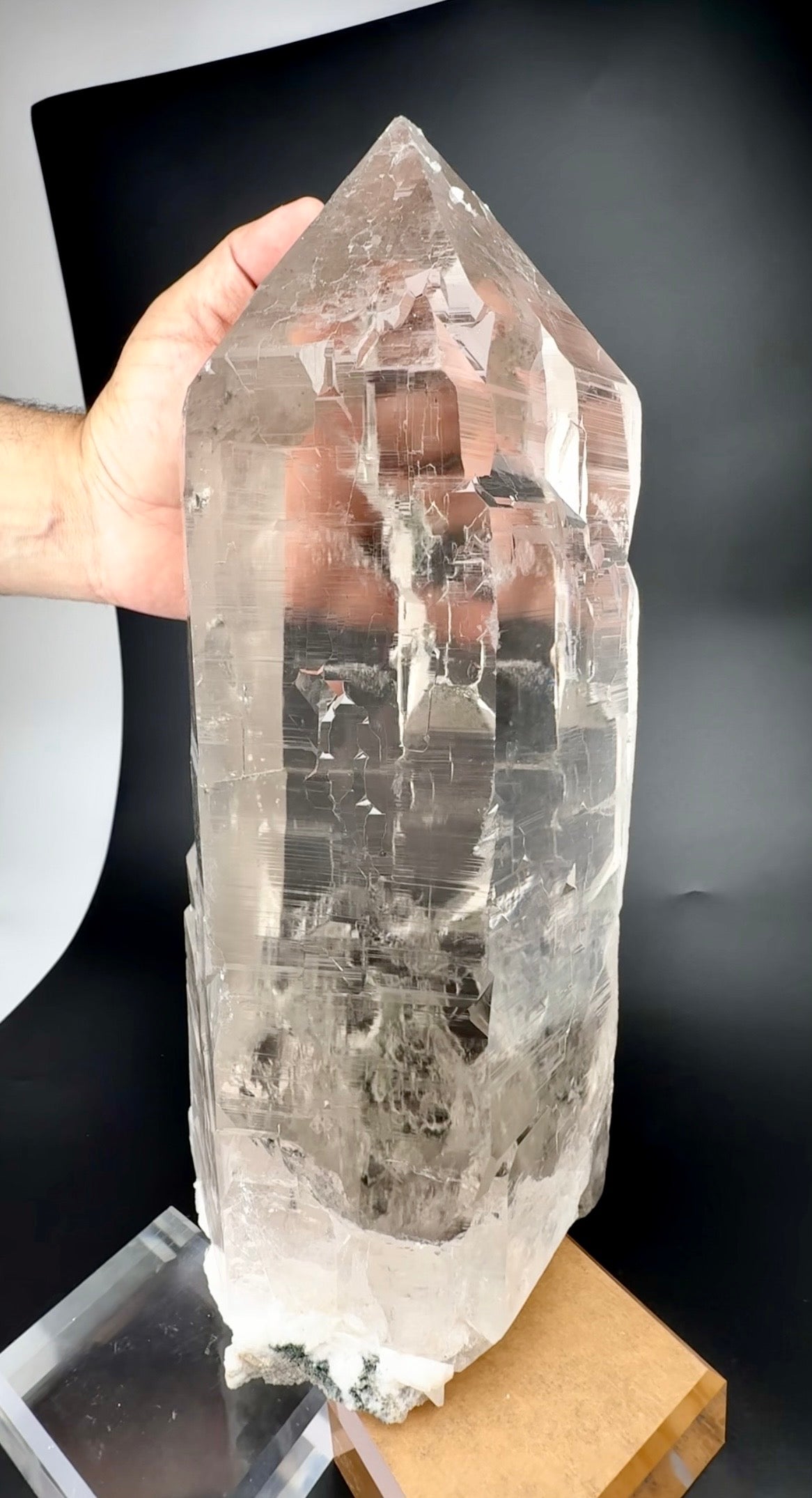 Museum Grade Clear Quartz from Tormik Pakistan, 6915 gram