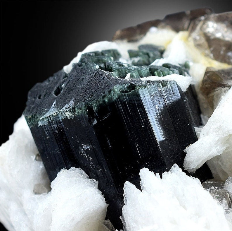 Blue Cap Tourmaline Crystal with Quartz, Natural Tourmaline, Tourmaline Stone, Fine Mineral, Tourmaline From Paprok - 847g, 142*112 mm