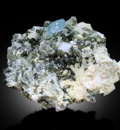 Natural Blue Color Aquamarine with Star Mica, Aquamarine Crystal, Mineral Specimen, Aquamarine from Shigar valley Skardu Pakistan - 463 gram