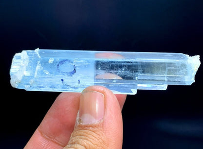 Enhydro Transparent Gem Grade Sky Blue Color Aquamarine Crystal, Raw Mineral, Aquamarine Gemstone, Aquamarine Specimen - 46 gram