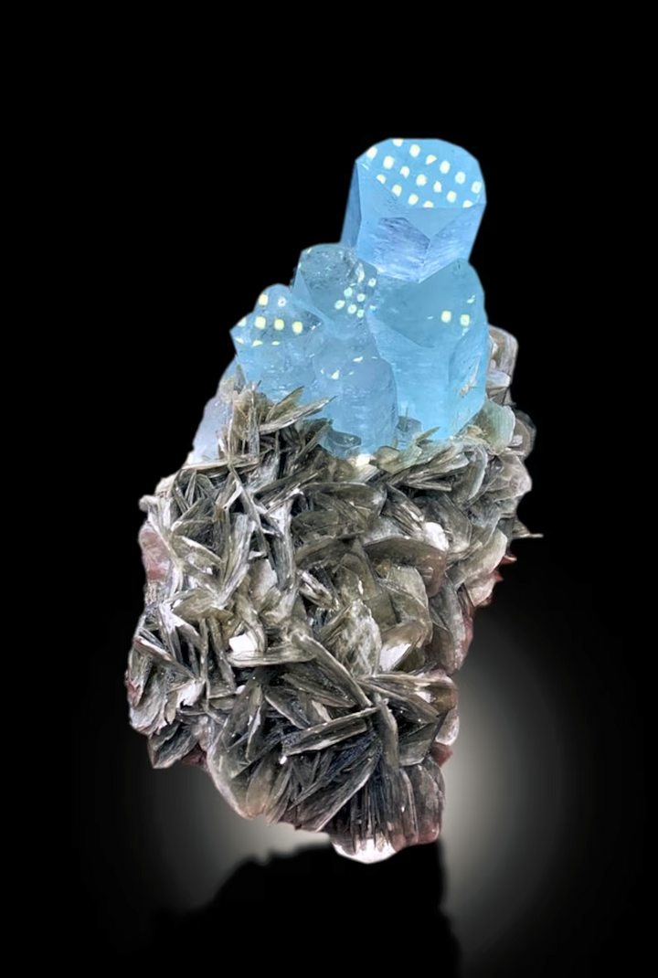 Blue Aquamarine Crystals Cluster With Muscovite Mica Mineral Specimen From Nagar Pakistan- 855 gram