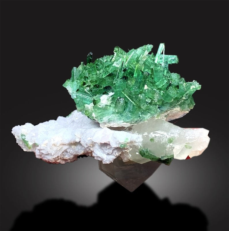 Tourmaline Crystals with Quartz, Tourmaline Cluster, Green Tourmaline Crystals, Tourmaline Specimen, Crystal cluster, Mineral Specimen, 77g