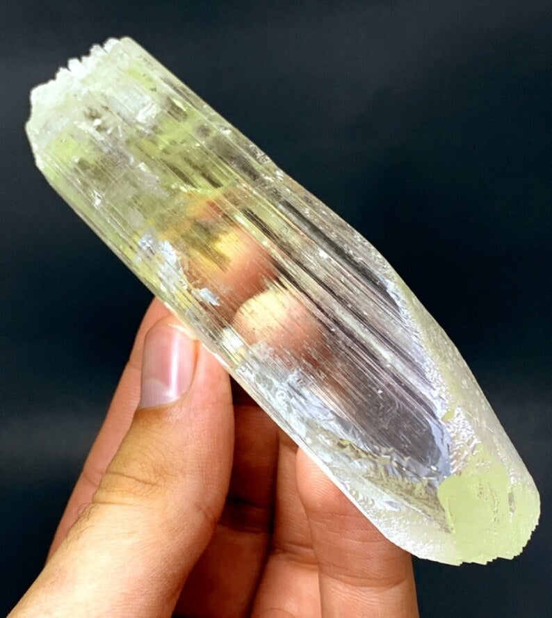 Natural Yellow Kunzite Crystal, Triphane Crystal, Kunzite Specimen, Spodumene Kunzite, Mineral Specimen, Crystal Specimen, 234 g