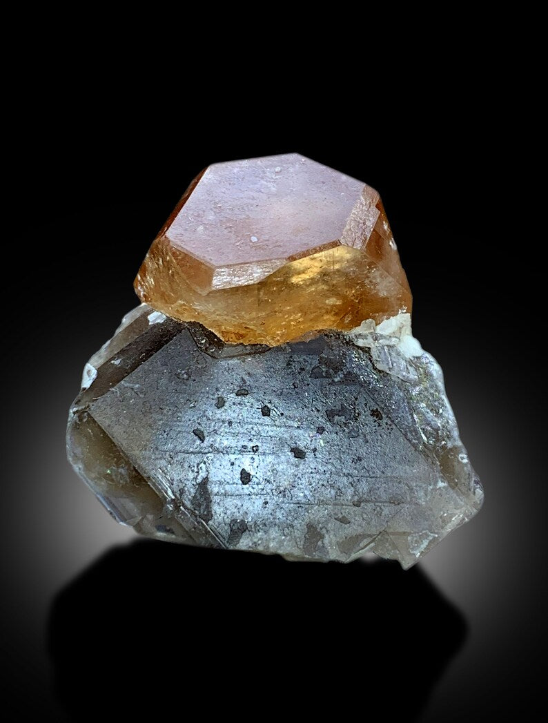 Natural Terminated Topaz Crystal With Smoky Quartz From Skardu Pakistan - 50 gram