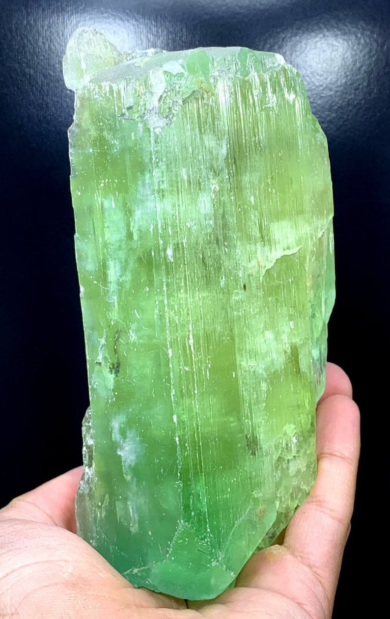 Bicolor Kunzite Crystal, Green Kunzite var Hiddenite Crystal, Natural Hiddenite Kunzite Specimen, Raw Kunzite From Afghanistan - 1518 gram