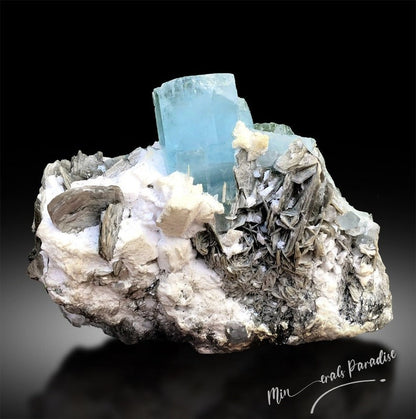 Natural Aquamarine Crystals with Muscovite Mica, Aquamarine Cluster, Aquamarine Specimen, Aquamarine for sale 922 Gram